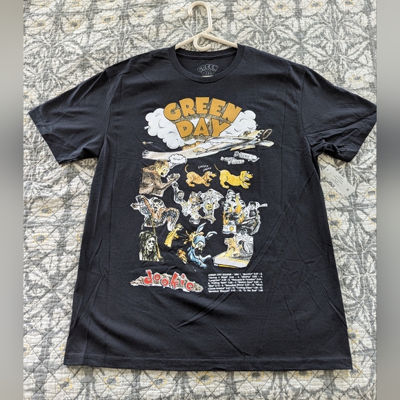 Green Day Black Graphic Tee - Picture 1 of 5